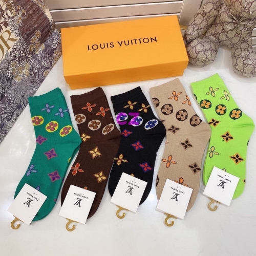 L..V.. Socks 438