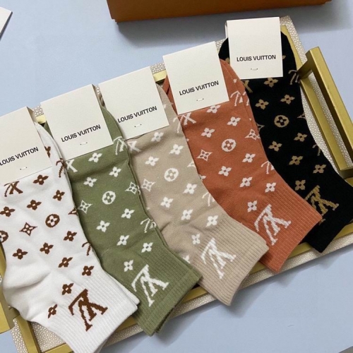 L..V.. Socks 112