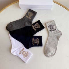 V.e.r.s.a.c.e. Socks 104