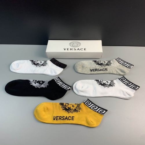 V.e.r.s.a.c.e. Socks 029