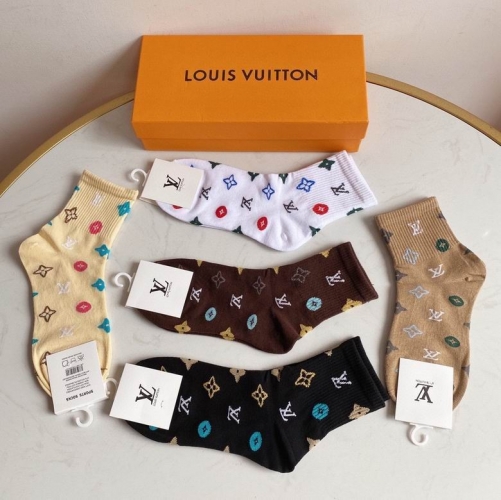 L..V.. Socks 366