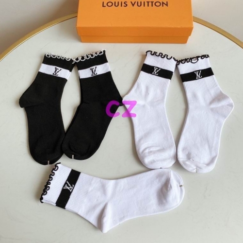 L..V.. Socks 299