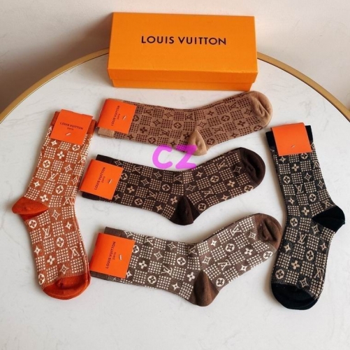 L..V.. Socks 264