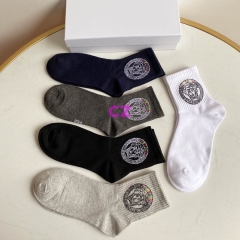 V.e.r.s.a.c.e. Socks 078