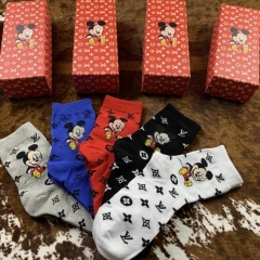 L..V.. Socks 145