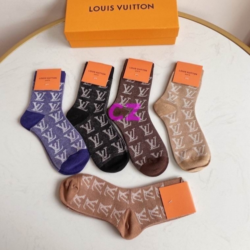 L..V.. Socks 345