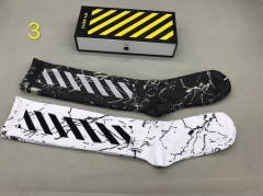 O.f.f.-W.h.i.t.e. Socks 062