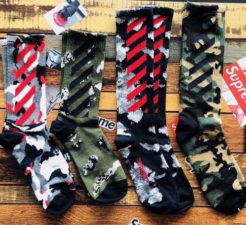 O.f.f.-W.h.i.t.e. Socks 020