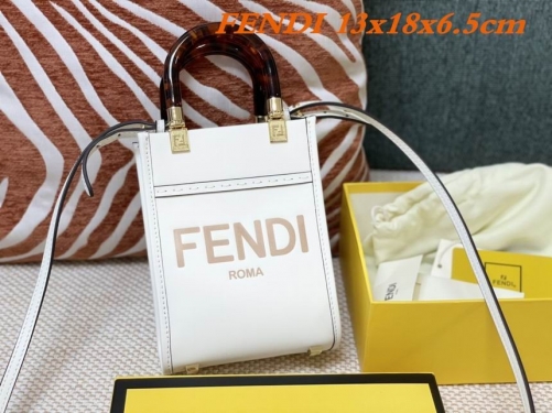 F.E.N.D.I. Bags AAA 332