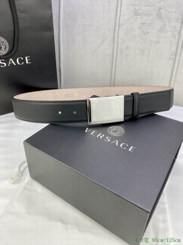 V.e.r.ss.a.c.e. Original Belts 1342