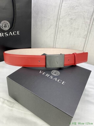 V.e.r.ss.a.c.e. Original Belts 1335