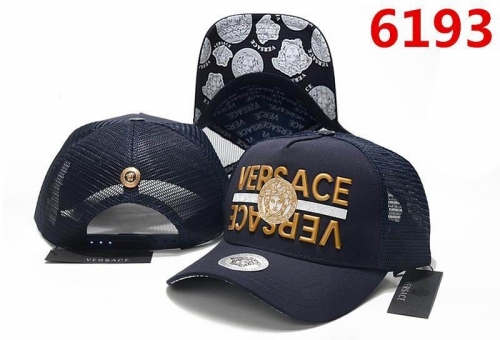 V.e.r.s.a.c.e. Hats AA 051