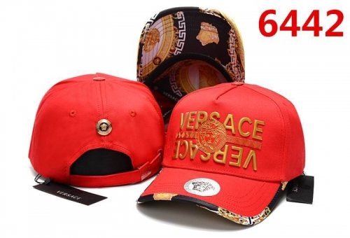 V.e.r.s.a.c.e. Hats AA 1024