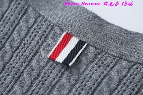 T.h.o.m. B.r.o.w.n.e. Women Sweater Uniform size 1021