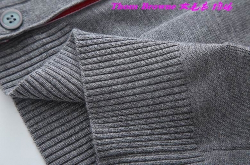 T.h.o.m. B.r.o.w.n.e. Women Sweater Uniform size 1141