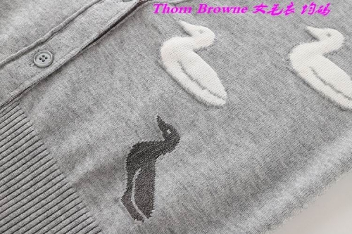 T.h.o.m. B.r.o.w.n.e. Women Sweater Uniform size 1247