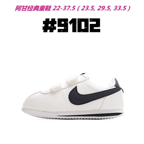 Nike Cortez Kids Shoes 010