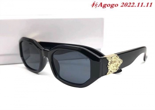 V.e.r.s.a.c.e. Sunglasses AAA 1035