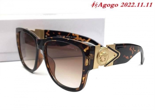 V.e.r.s.a.c.e. Sunglasses AAA 1013