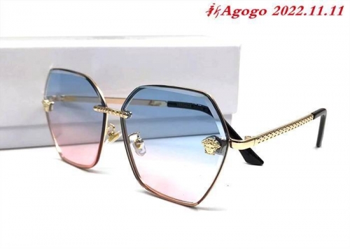 V.e.r.s.a.c.e. Sunglasses AAA 1004