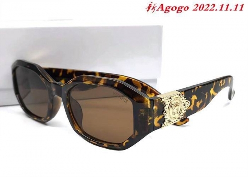 V.e.r.s.a.c.e. Sunglasses AAA 1039