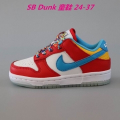 Dunk SB Kids 323