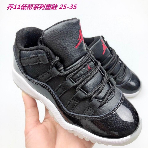 Air Jordan 11 Low Top Kids 045