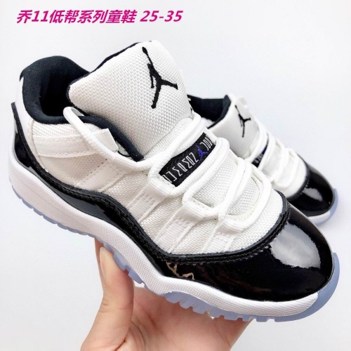 Air Jordan 11 Low Top Kids 047