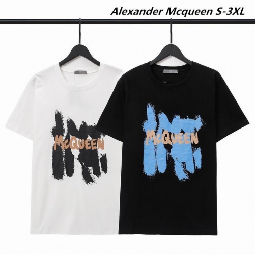 A.l.e.x.a.n.d.e.r. M.c.q.u.e.e.n. Round neck 2040 Men