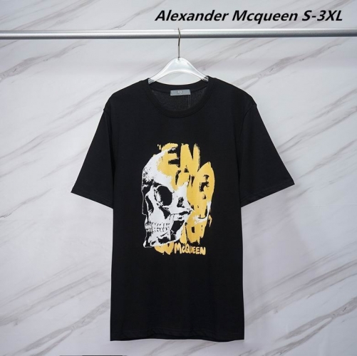 A.l.e.x.a.n.d.e.r. M.c.q.u.e.e.n. Round neck 2052 Men