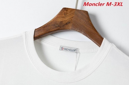 M.o.n.c.l.e.r. Round neck 2067 Men