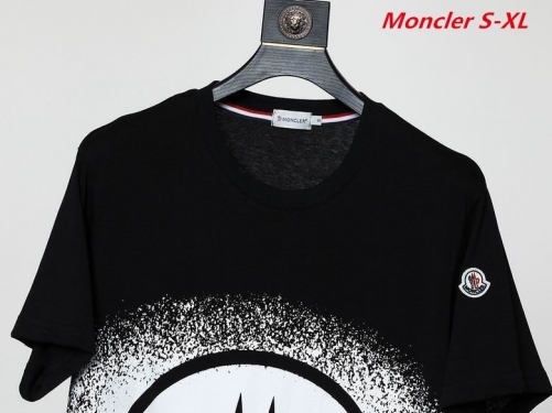 M.o.n.c.l.e.r. Round neck 2056 Men