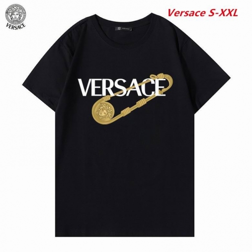 V.e.r.s.a.c.e. Round neck 2032 Men