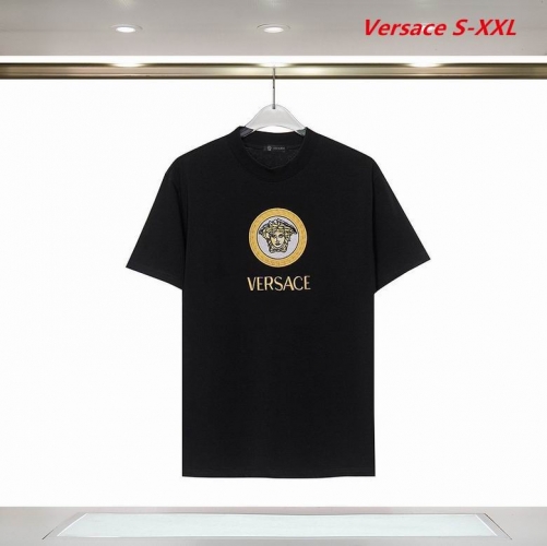 V.e.r.s.a.c.e. Round neck 2024 Men