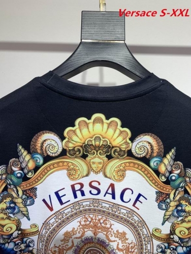 V.e.r.s.a.c.e. Round neck 2234 Men