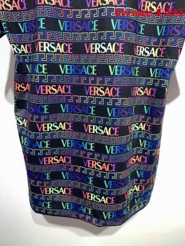 V.e.r.s.a.c.e. Round neck 2756 Men