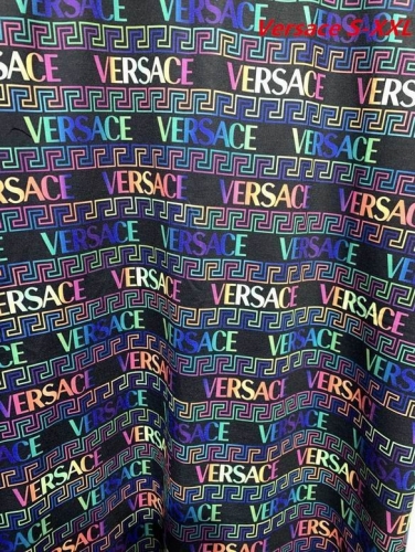 V.e.r.s.a.c.e. Round neck 2759 Men