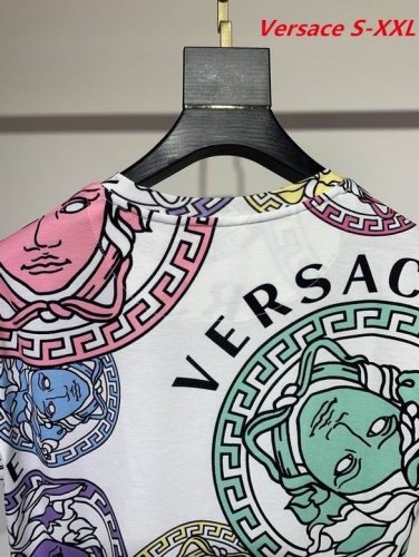 V.e.r.s.a.c.e. Round neck 2536 Men