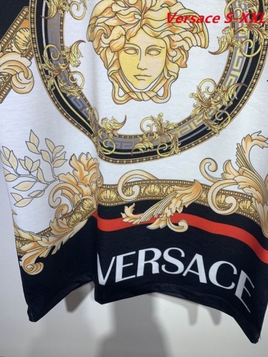 V.e.r.s.a.c.e. Round neck 2814 Men