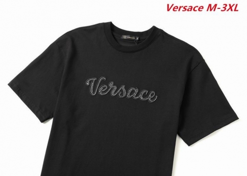 V.e.r.s.a.c.e. Round neck 3131 Men