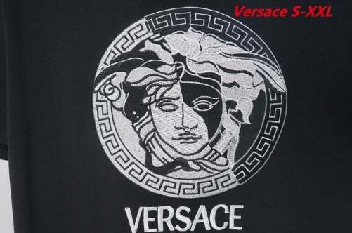 V.e.r.s.a.c.e. Round neck 2010 Men