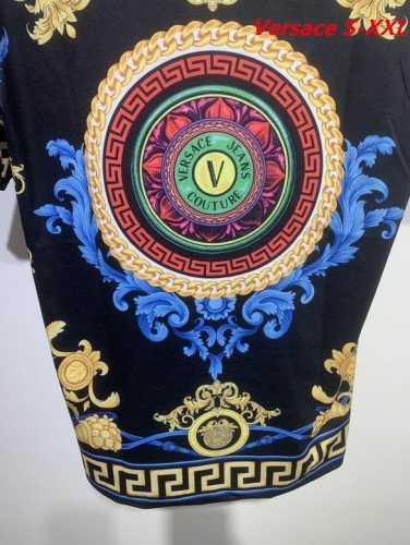 V.e.r.s.a.c.e. Round neck 2257 Men