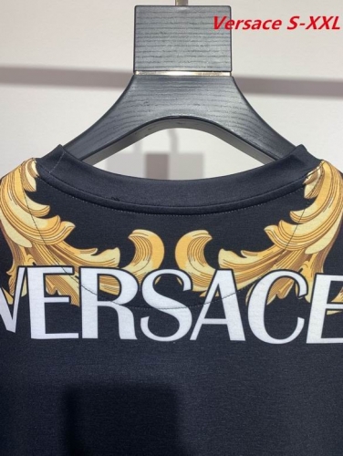 V.e.r.s.a.c.e. Round neck 2146 Men