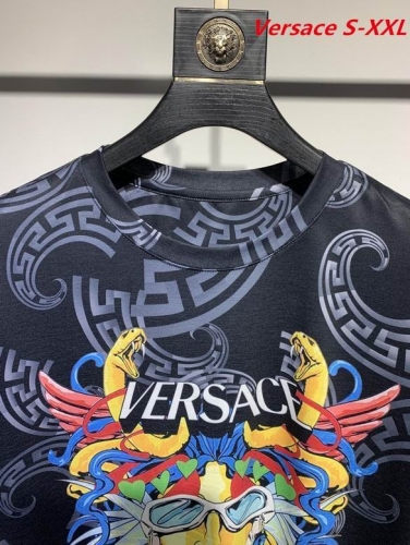 V.e.r.s.a.c.e. Round neck 2991 Men