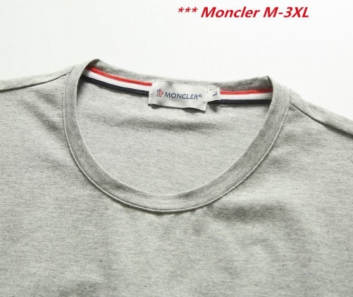 M.o.n.c.l.e.r. Round neck 2520 Men