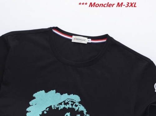 M.o.n.c.l.e.r. Round neck 2537 Men