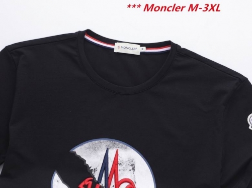 M.o.n.c.l.e.r. Round neck 2551 Men