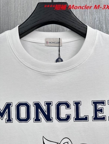 M.o.n.c.l.e.r. Round neck 3125 Men