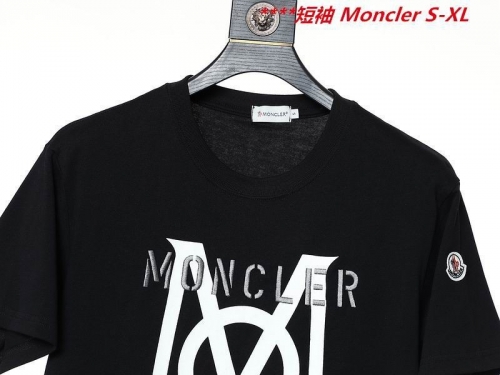 M.o.n.c.l.e.r. Round neck 2808 Men