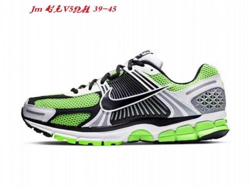 Air Zoom Vomero 5 Sneakers 023 Men